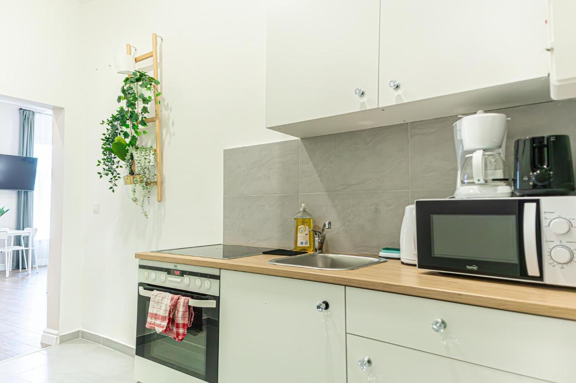 Appartement Stylish Wiener Stadthalle Wenen